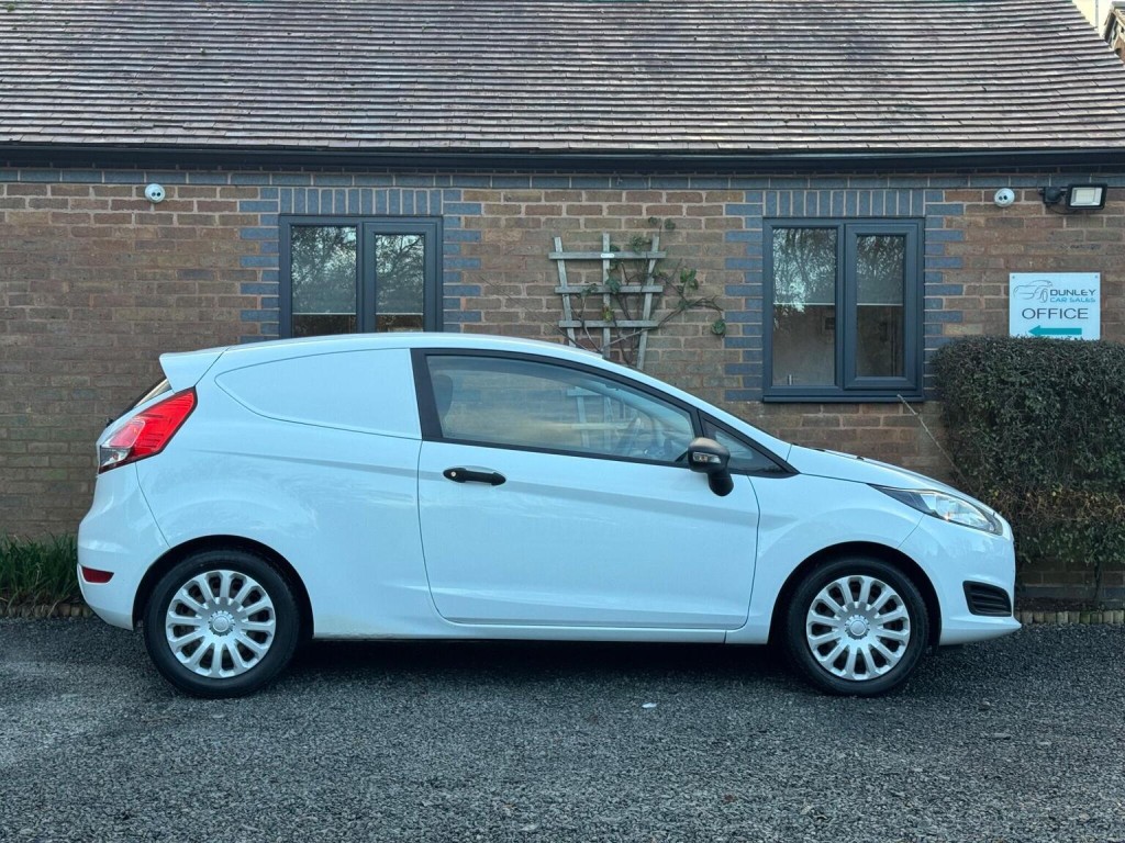 FORD FIESTA VAN 1.5 TDCi Panel Van 3dr 2014