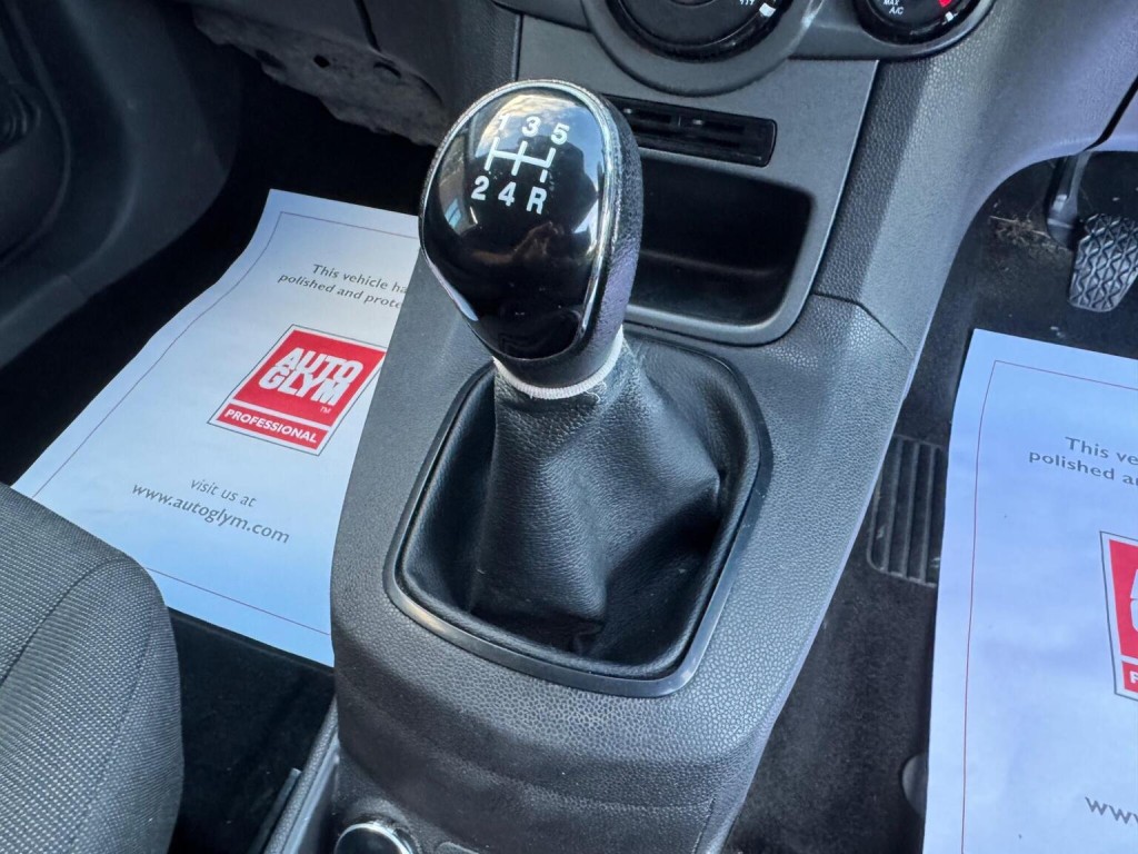 FORD FIESTA VAN 1.5 TDCi Panel Van 3dr 2014