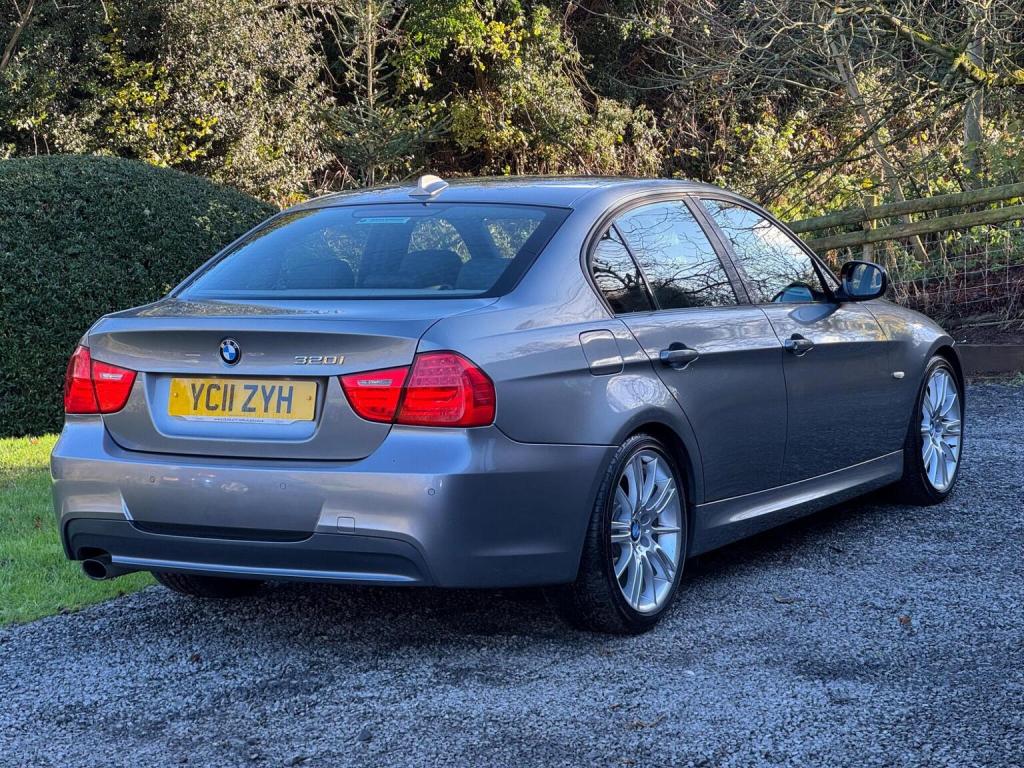BMW 3 SERIES 2.0 320i M Sport Euro 5 (s/s) 4dr 2011
