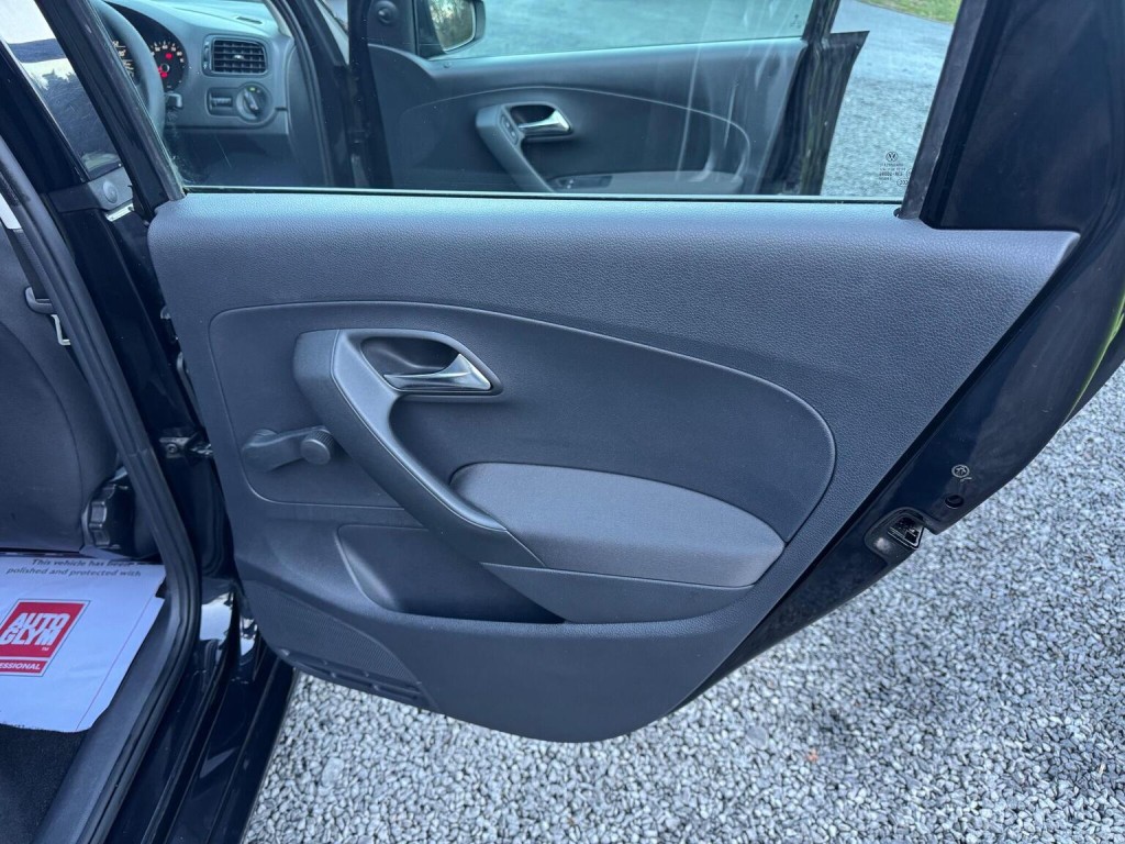 VOLKSWAGEN POLO 1.2 S Euro 5 5dr (A/C) 2011