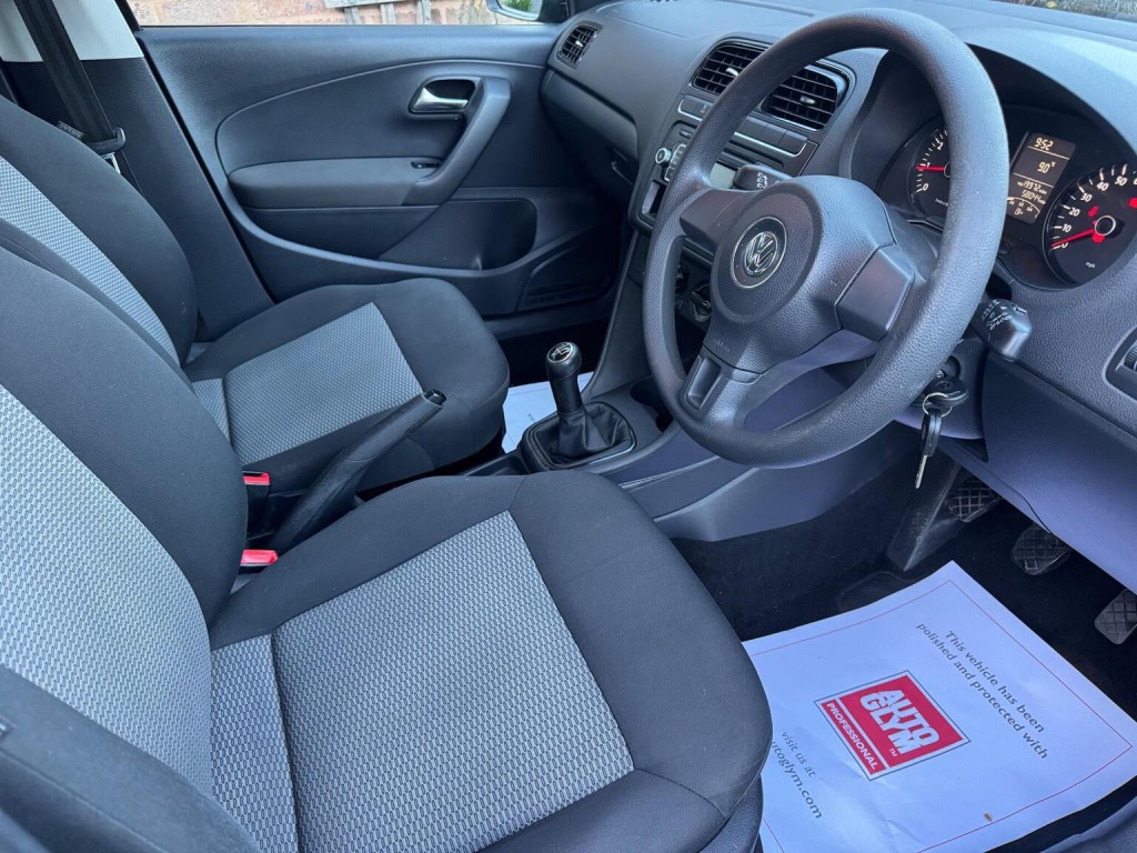 VOLKSWAGEN POLO 1.2 S Euro 5 5dr (A/C) 2011