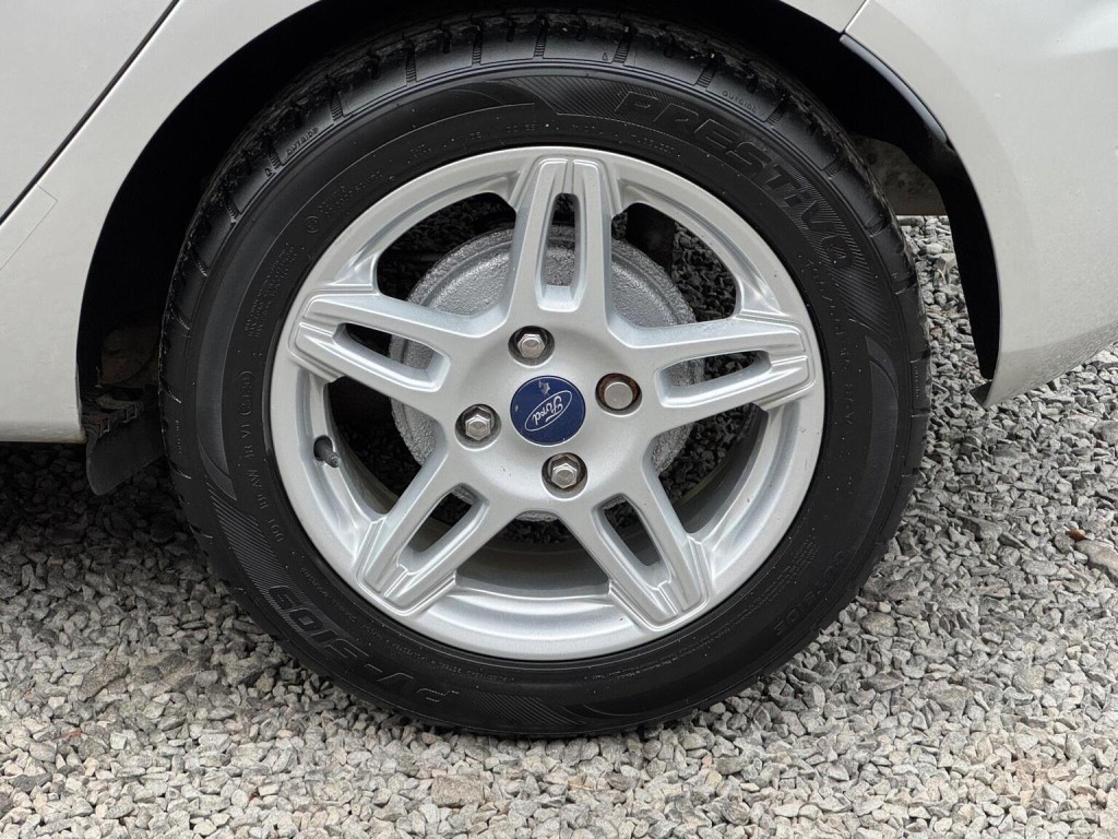 FORD FIESTA 1.0T EcoBoost Zetec Euro 5 (s/s) 5dr 2014