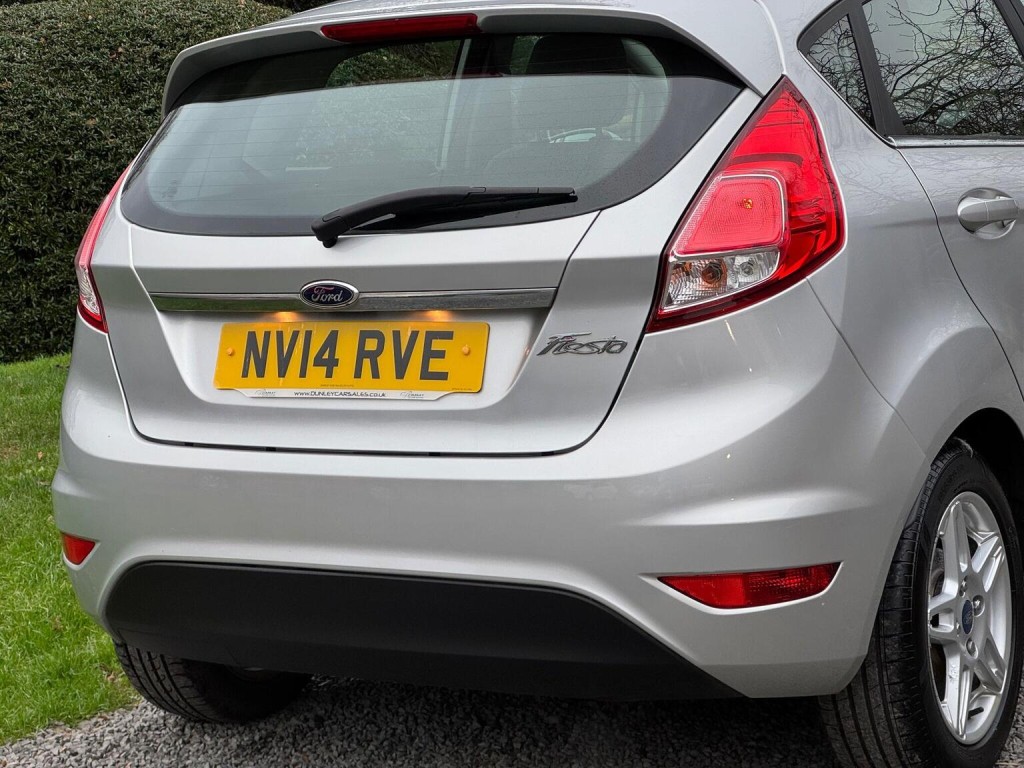 FORD FIESTA 1.0T EcoBoost Zetec Euro 5 (s/s) 5dr 2014