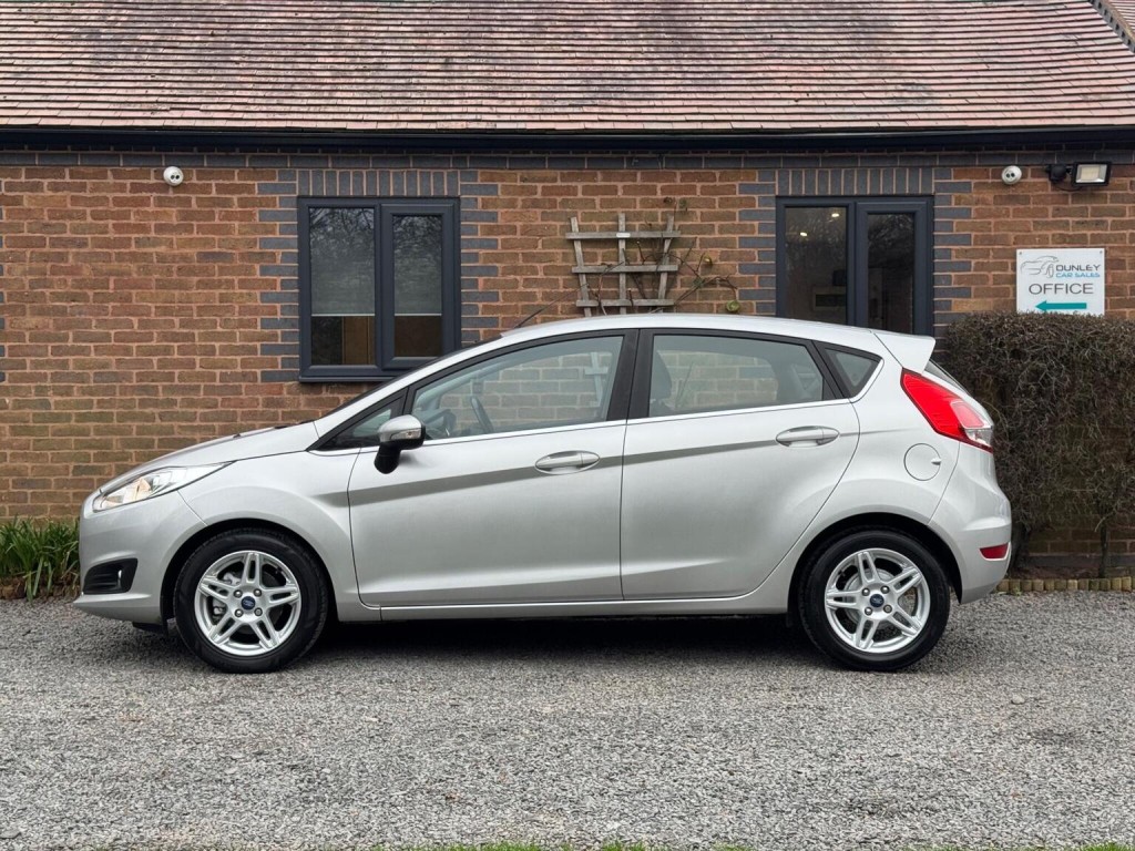 FORD FIESTA 1.0T EcoBoost Zetec Euro 5 (s/s) 5dr 2014