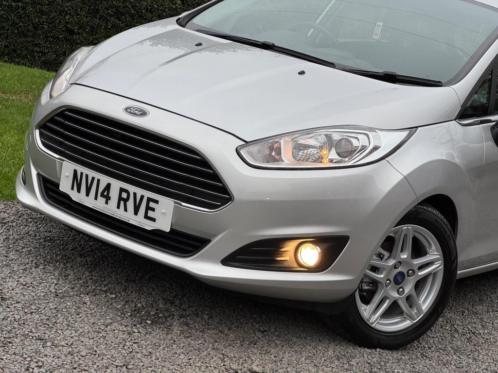 FORD FIESTA 1.0T EcoBoost Zetec Euro 5 (s/s) 5dr 2014