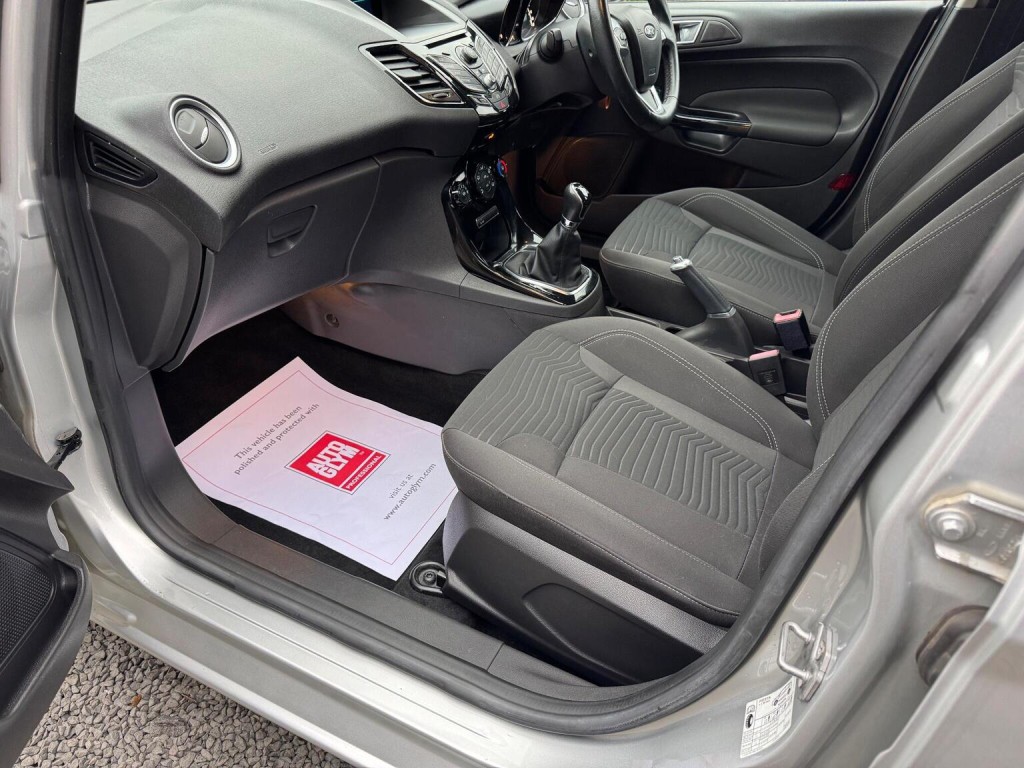 FORD FIESTA 1.0T EcoBoost Zetec Euro 5 (s/s) 5dr 2014