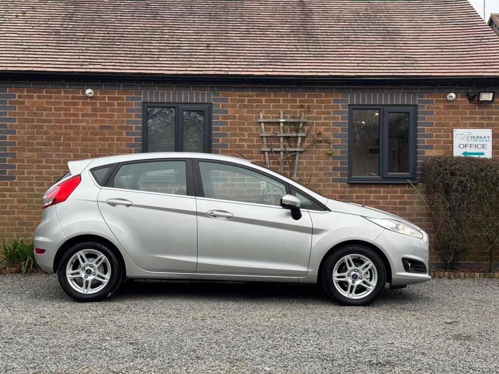 FORD FIESTA 1.0T EcoBoost Zetec Euro 5 (s/s) 5dr 2014