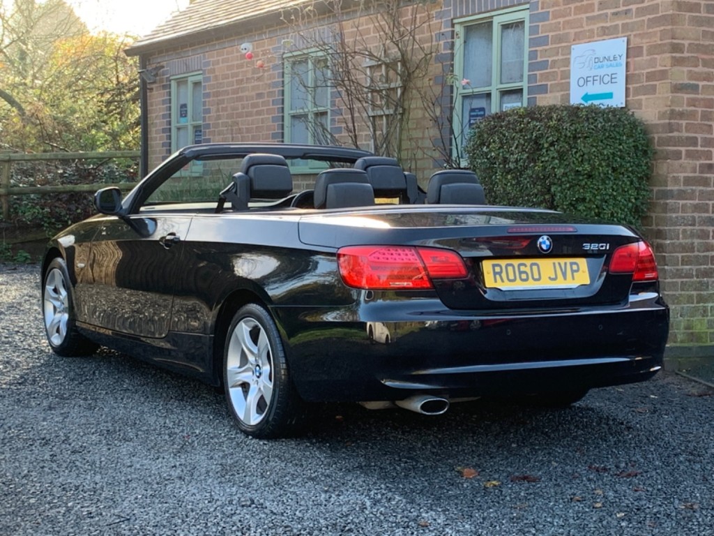 BMW 3 SERIES 320I SE 2010