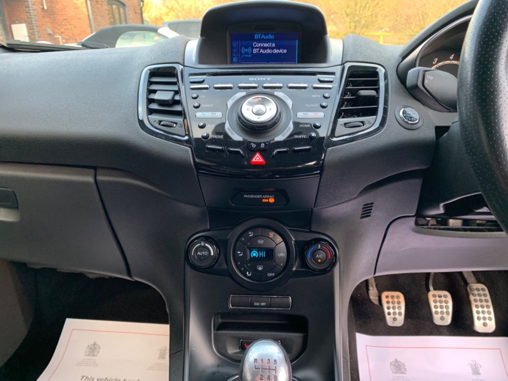 FORD FIESTA ST-2 2013