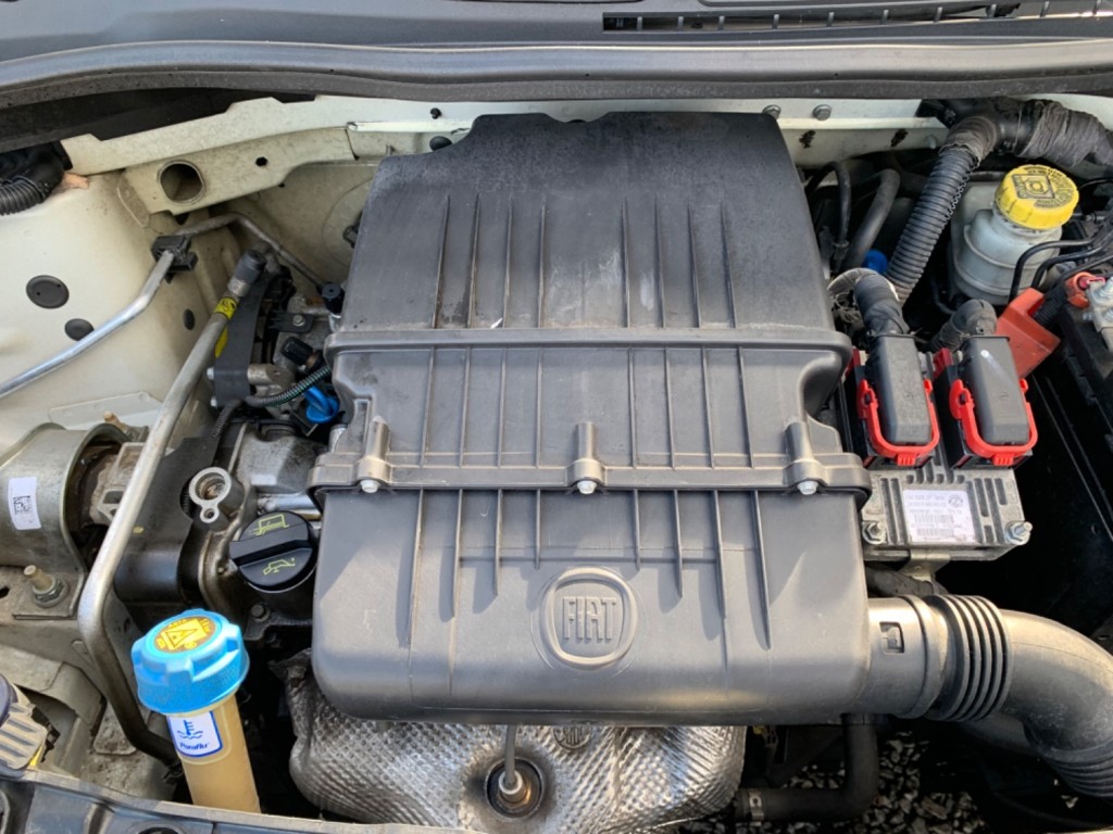 FIAT PANDA LOUNGE 2013