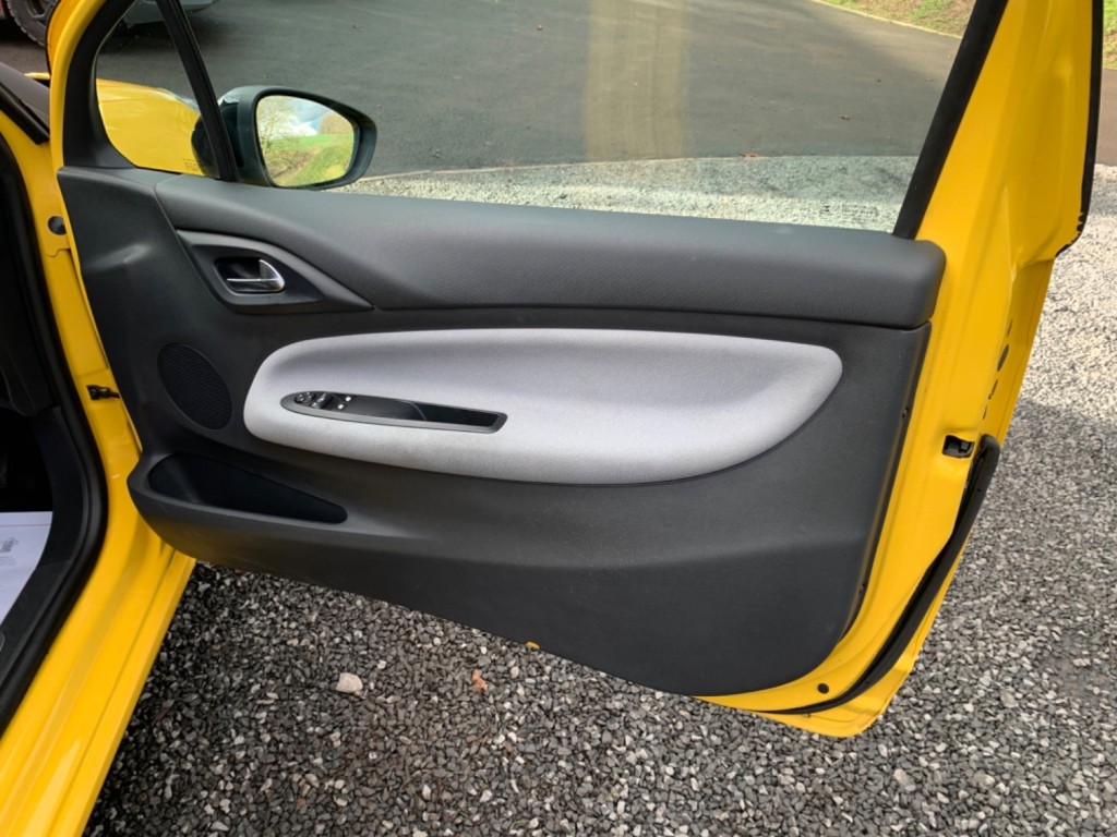 CITROEN DS3 DSIGN PLUS 2014