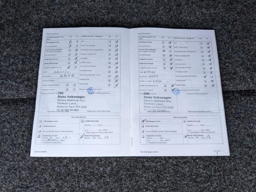 VOLKSWAGEN GOLF PLUS 1.6 TDI BlueMotion SE Euro 5 ss 5dr 2010