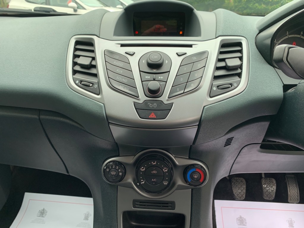 FORD FIESTA 1.4 Style + 3dr 2009