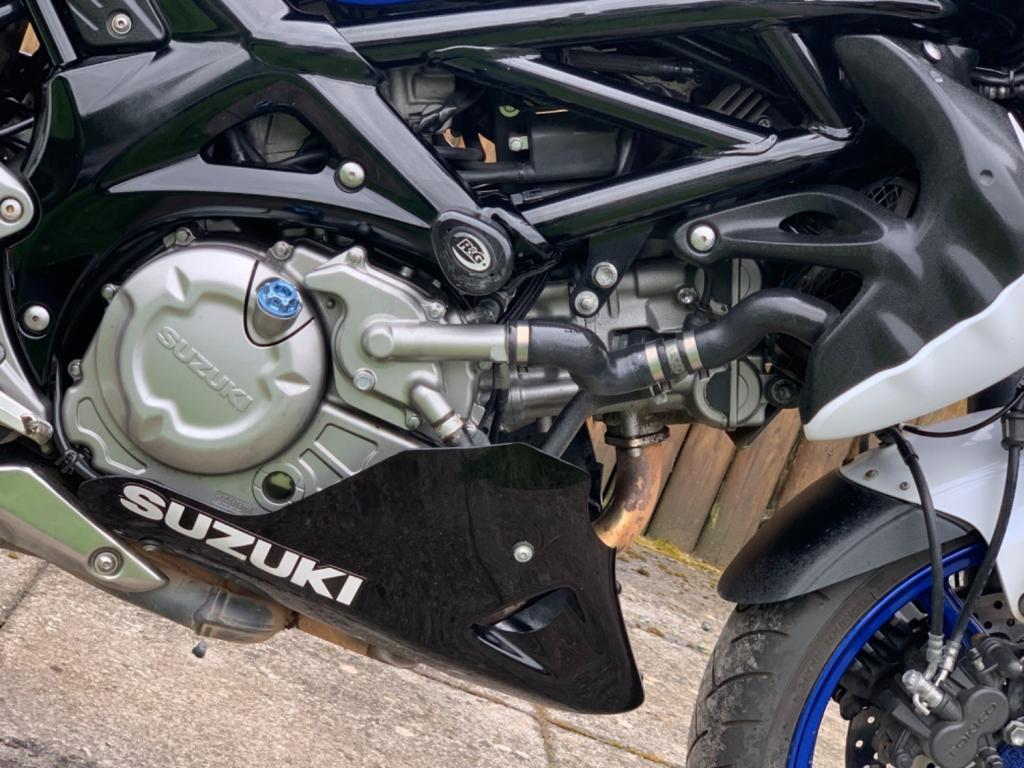 SUZUKI Gladius 650 650 SVF 2014