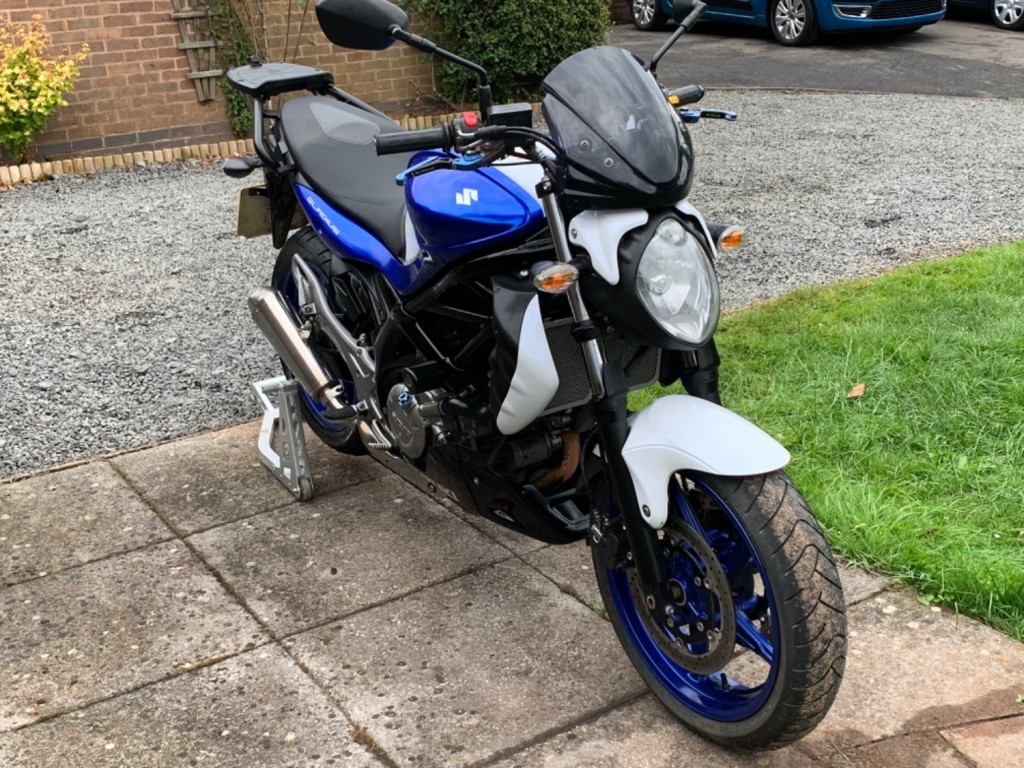 SUZUKI Gladius 650 650 SVF 2014