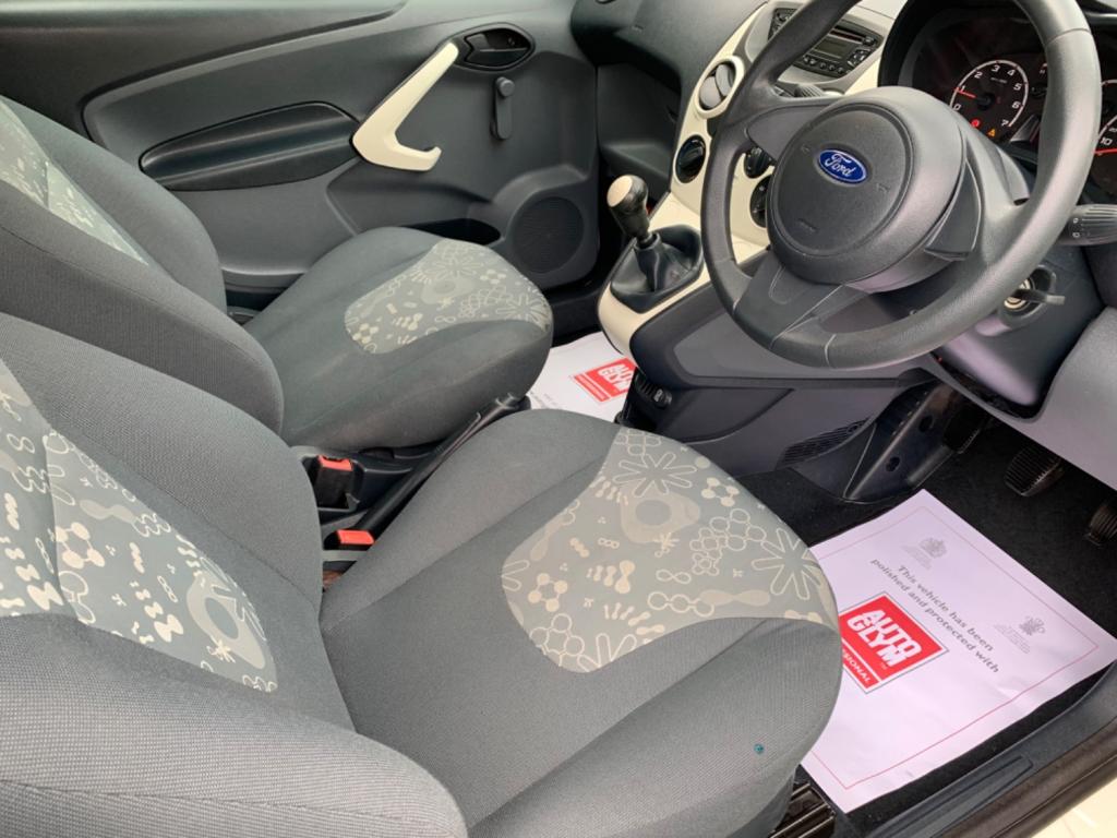 FORD KA 1.2 Studio Euro 5 3dr 2013