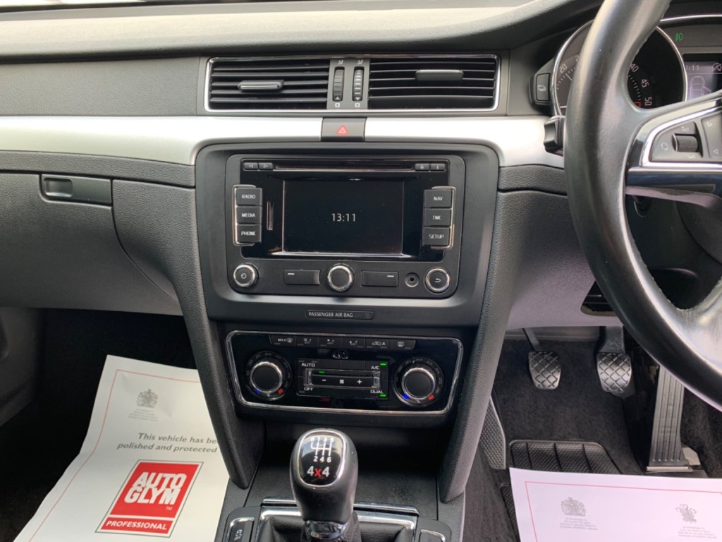 SKODA SUPERB 2.0 TDI Tour de France 4WD Euro 5 5dr 2014