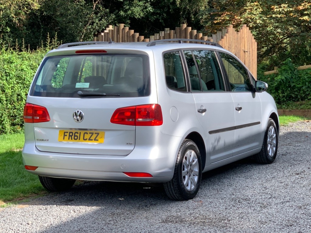 VOLKSWAGEN TOURAN 1.6 TDI S Euro 5 5dr 2012