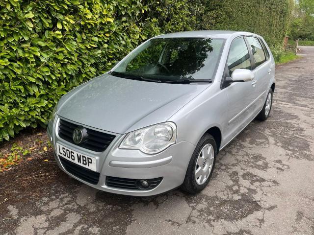 VOLKSWAGEN POLO 1.4 S