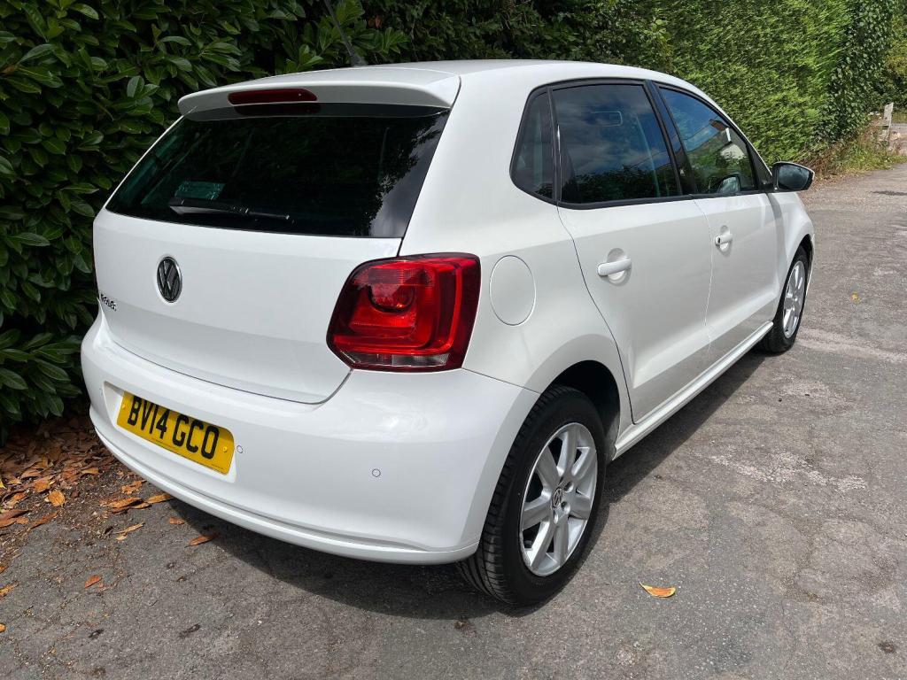 VOLKSWAGEN POLO