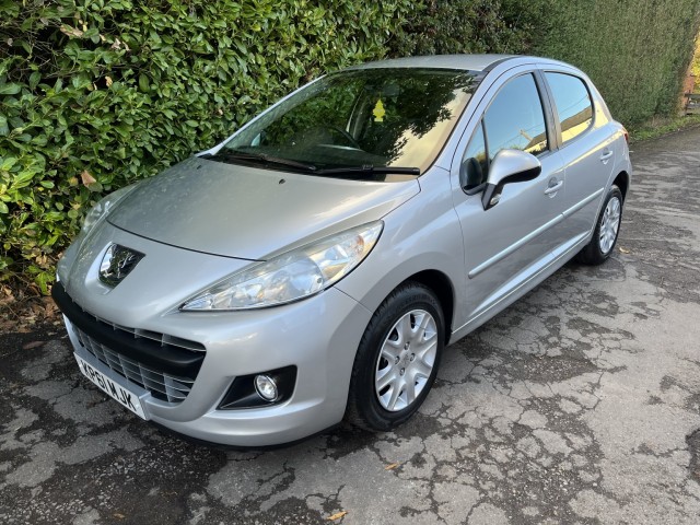 PEUGEOT 207 1.4 Active
