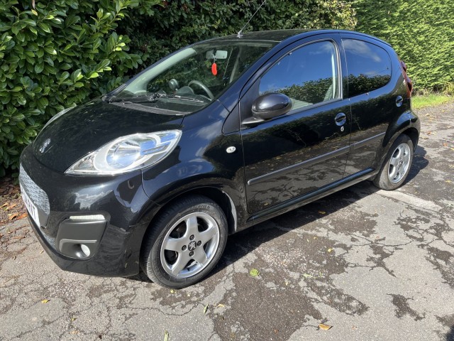 PEUGEOT 107 1.0 12V Allure