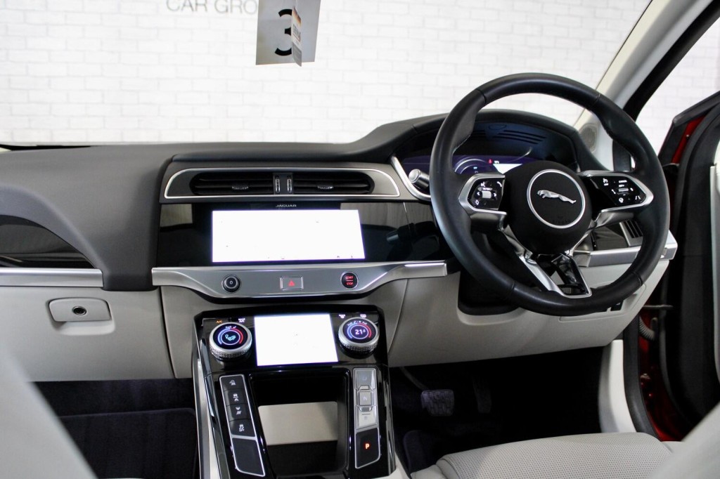 JAGUAR I-Pace