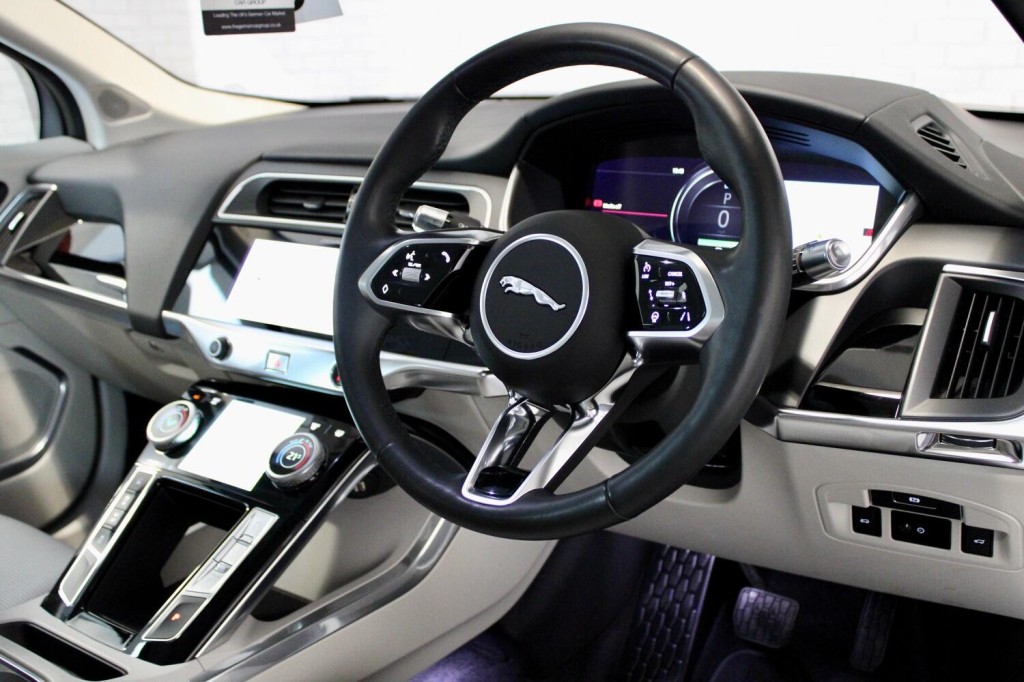 JAGUAR I-Pace