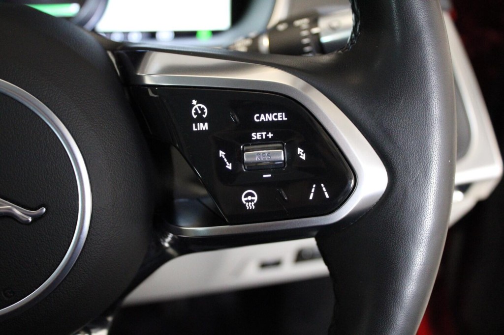 JAGUAR I-Pace