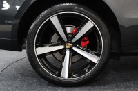 PORSCHE MACAN (2022)