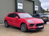 PORSCHE MACAN (2019)