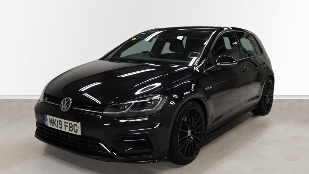 VOLKSWAGEN GOLF (2019)