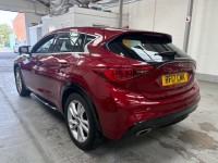 INFINITI Q30