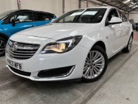 VAUXHALL INSIGNIA