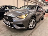 INFINITI Q30
