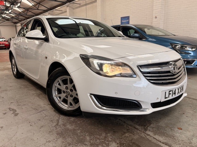 VAUXHALL INSIGNIA