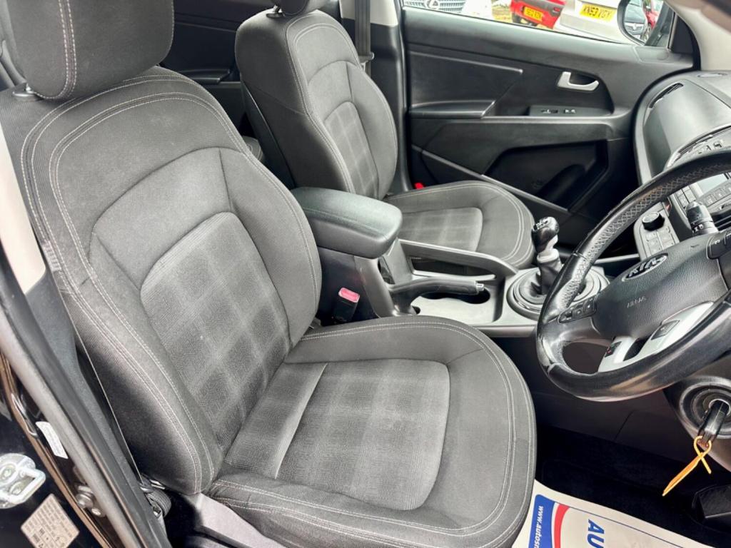 KIA SPORTAGE