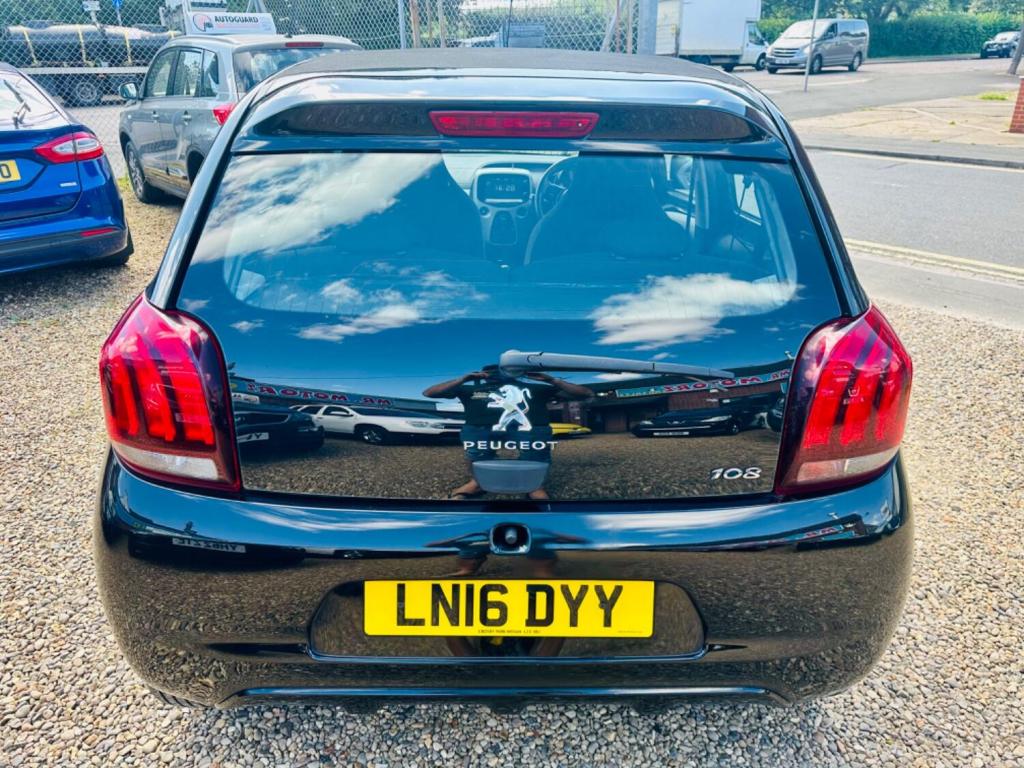 PEUGEOT 108