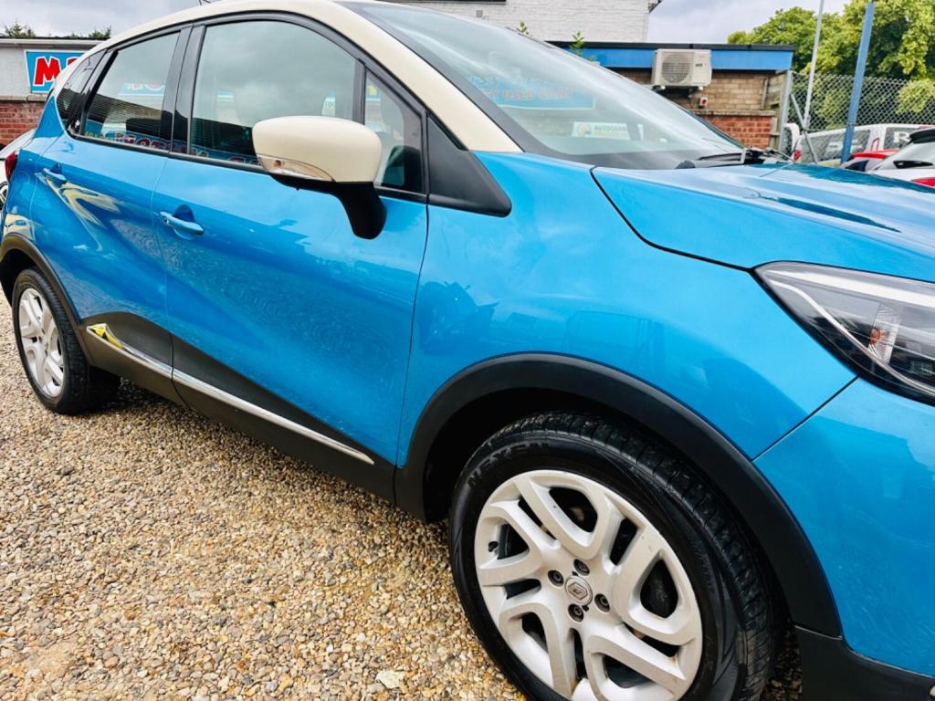RENAULT CAPTUR