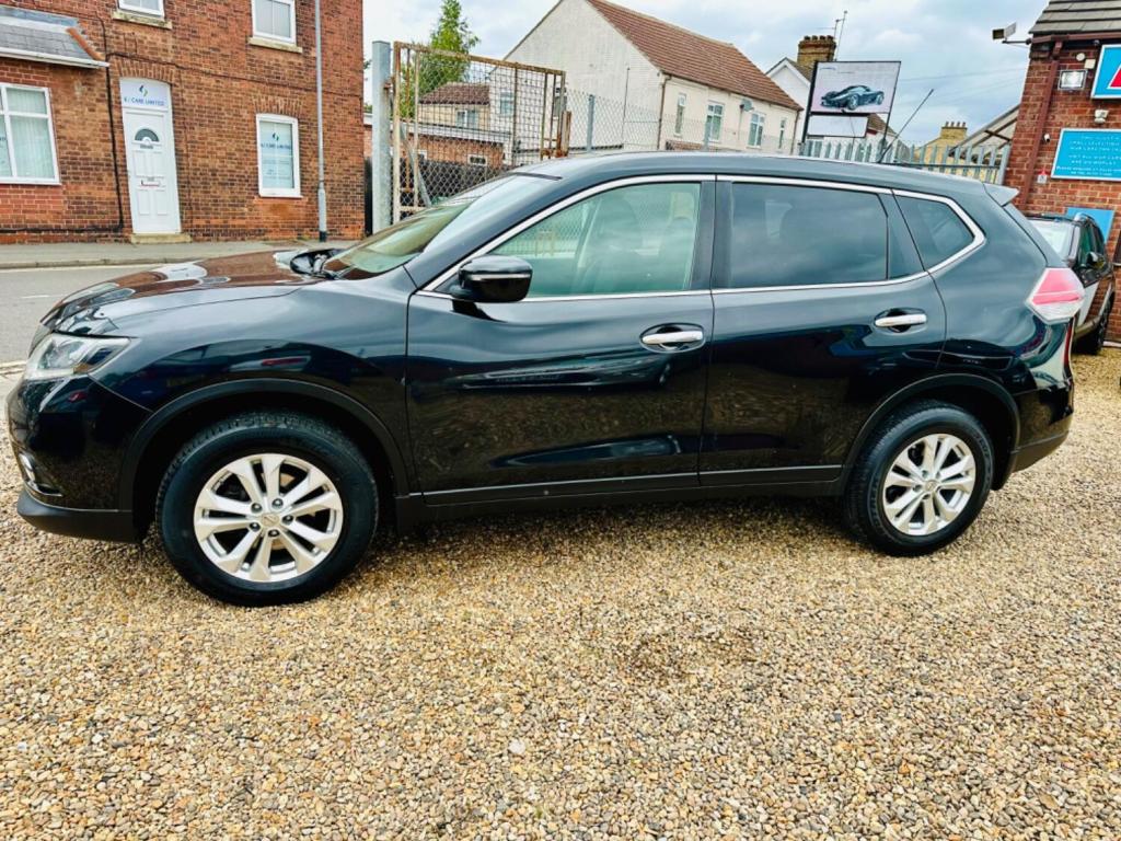 NISSAN X-TRAIL