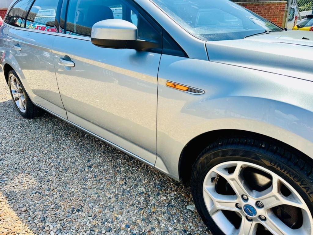 FORD MONDEO