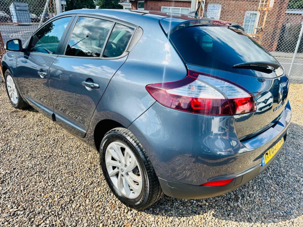 RENAULT MEGANE