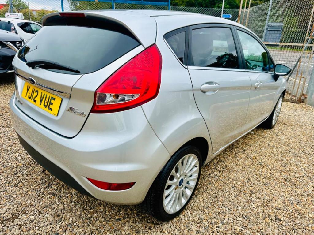 FORD FIESTA