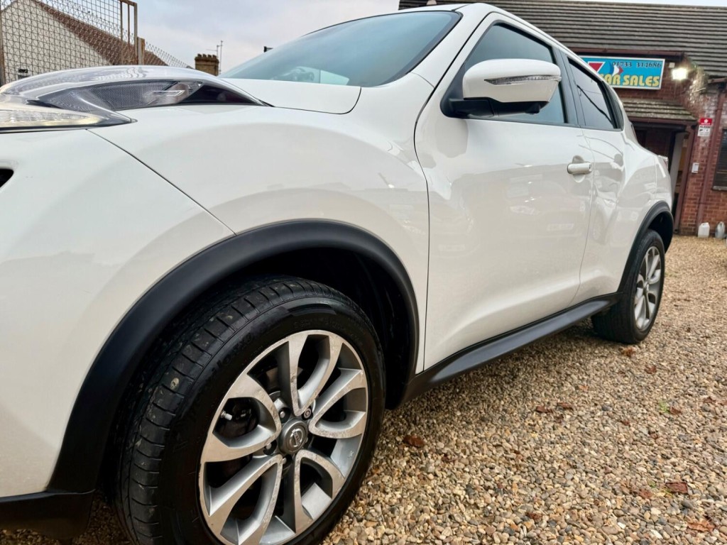 NISSAN JUKE