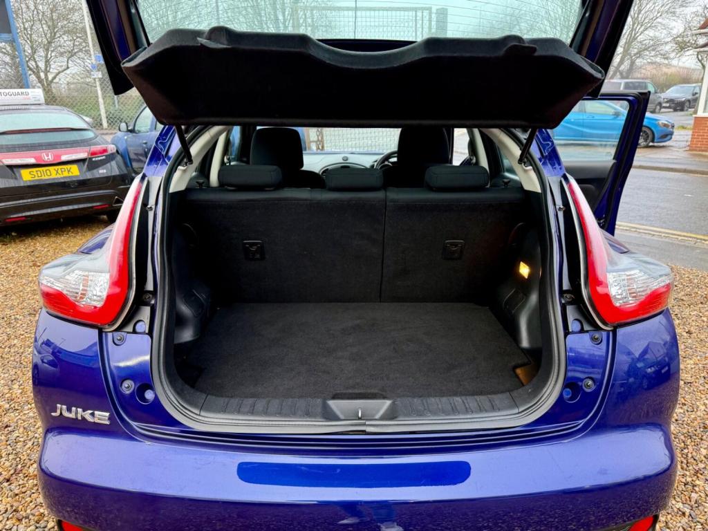 NISSAN JUKE