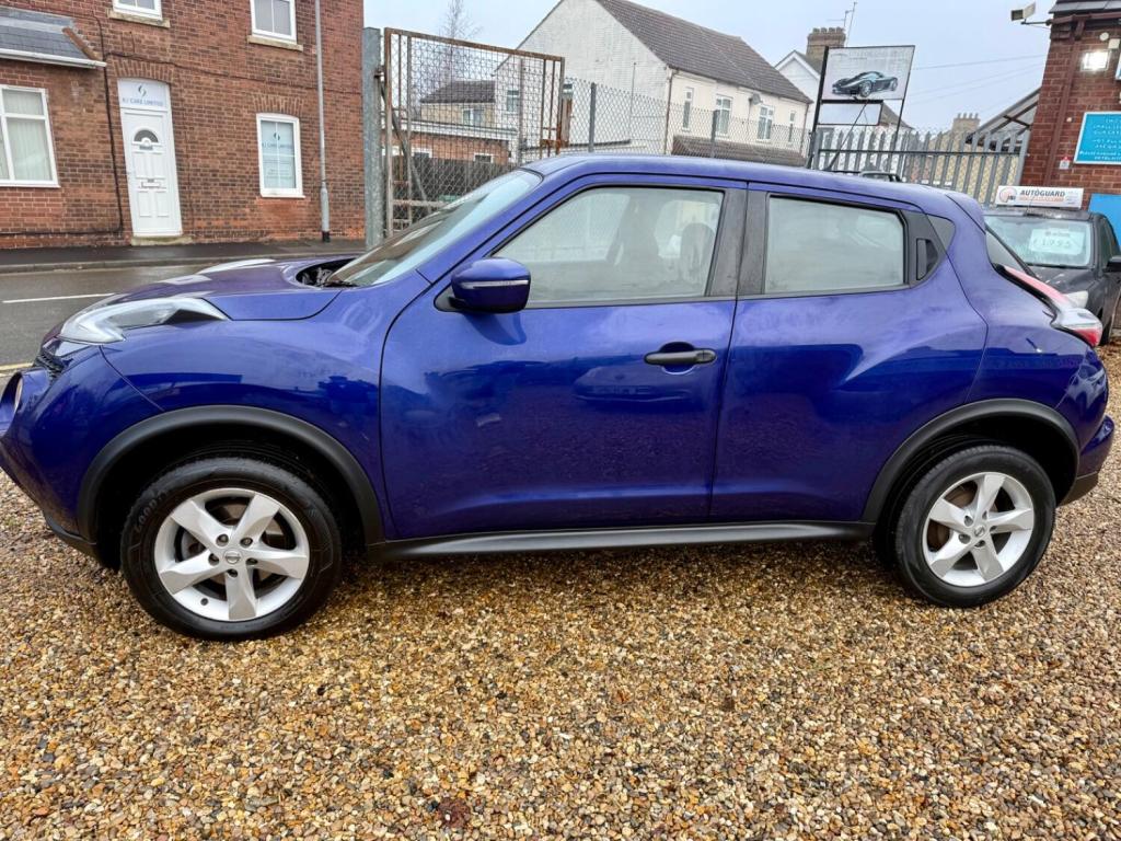 NISSAN JUKE