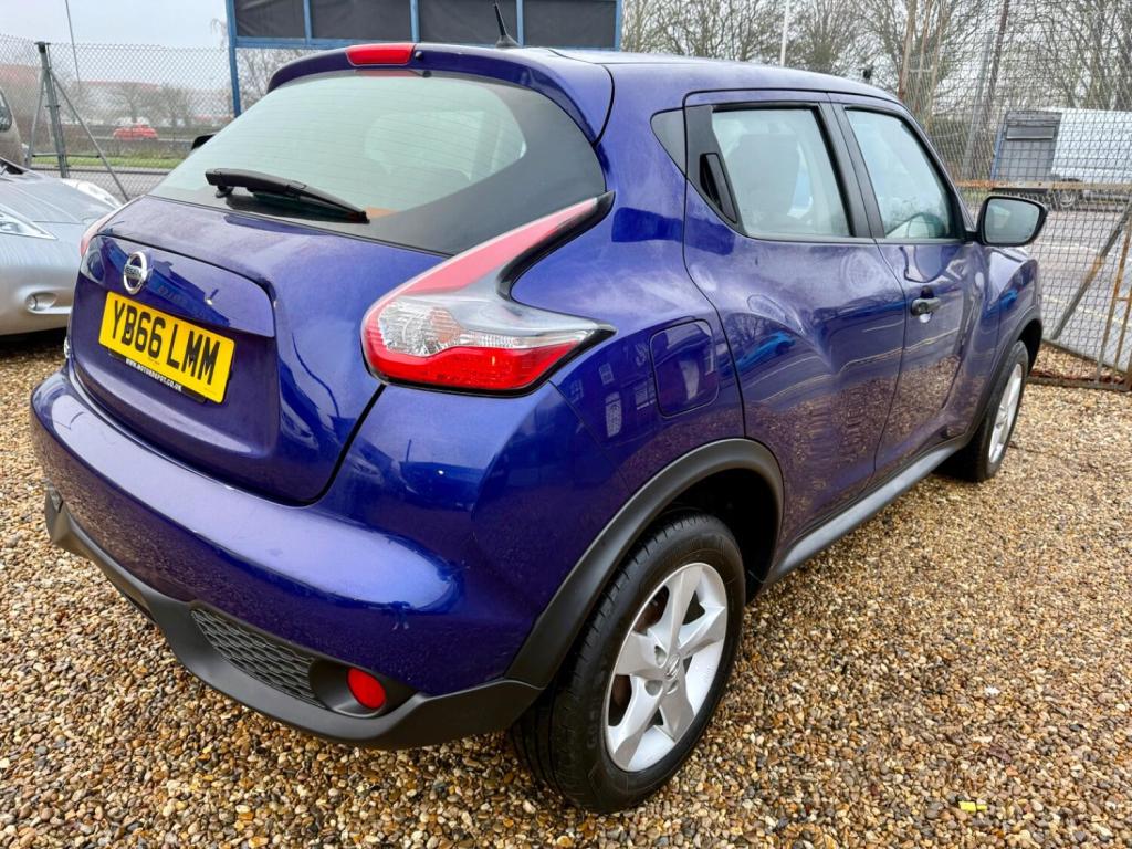 NISSAN JUKE
