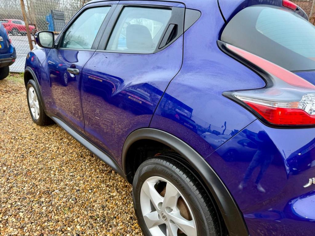 NISSAN JUKE