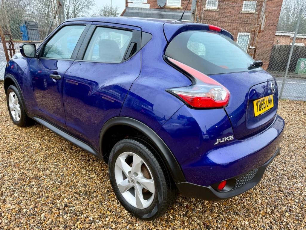 NISSAN JUKE