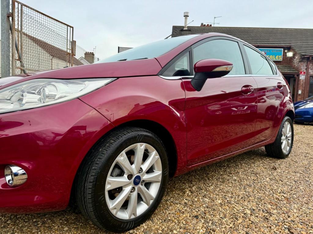 FORD FIESTA